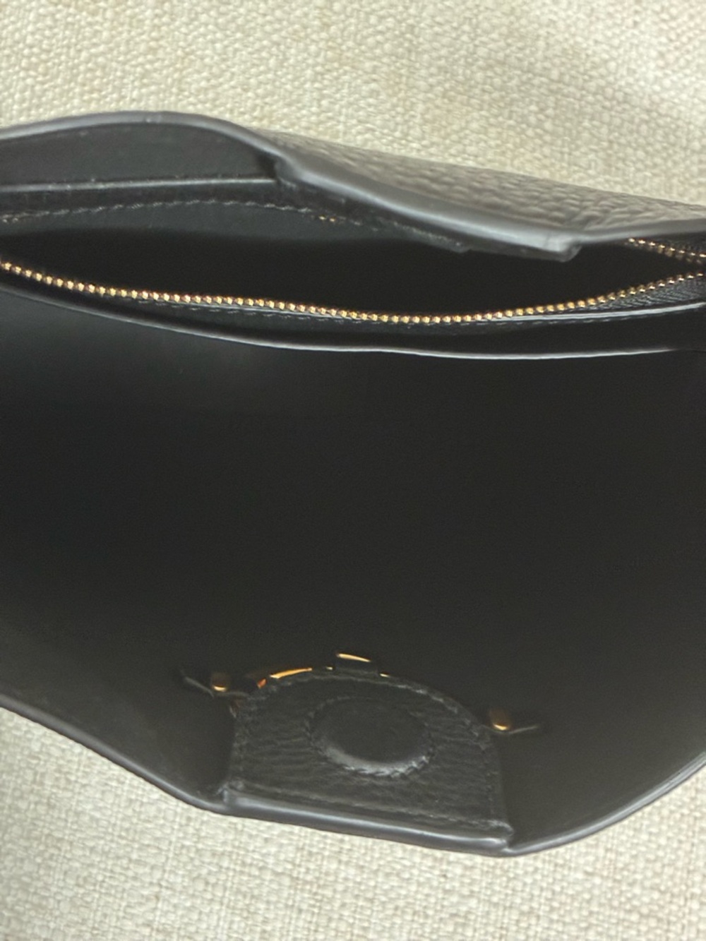 Tory Burch EUC Miller Black and Gold Shoulder Bag with Structured Design - Picture 12 of 15